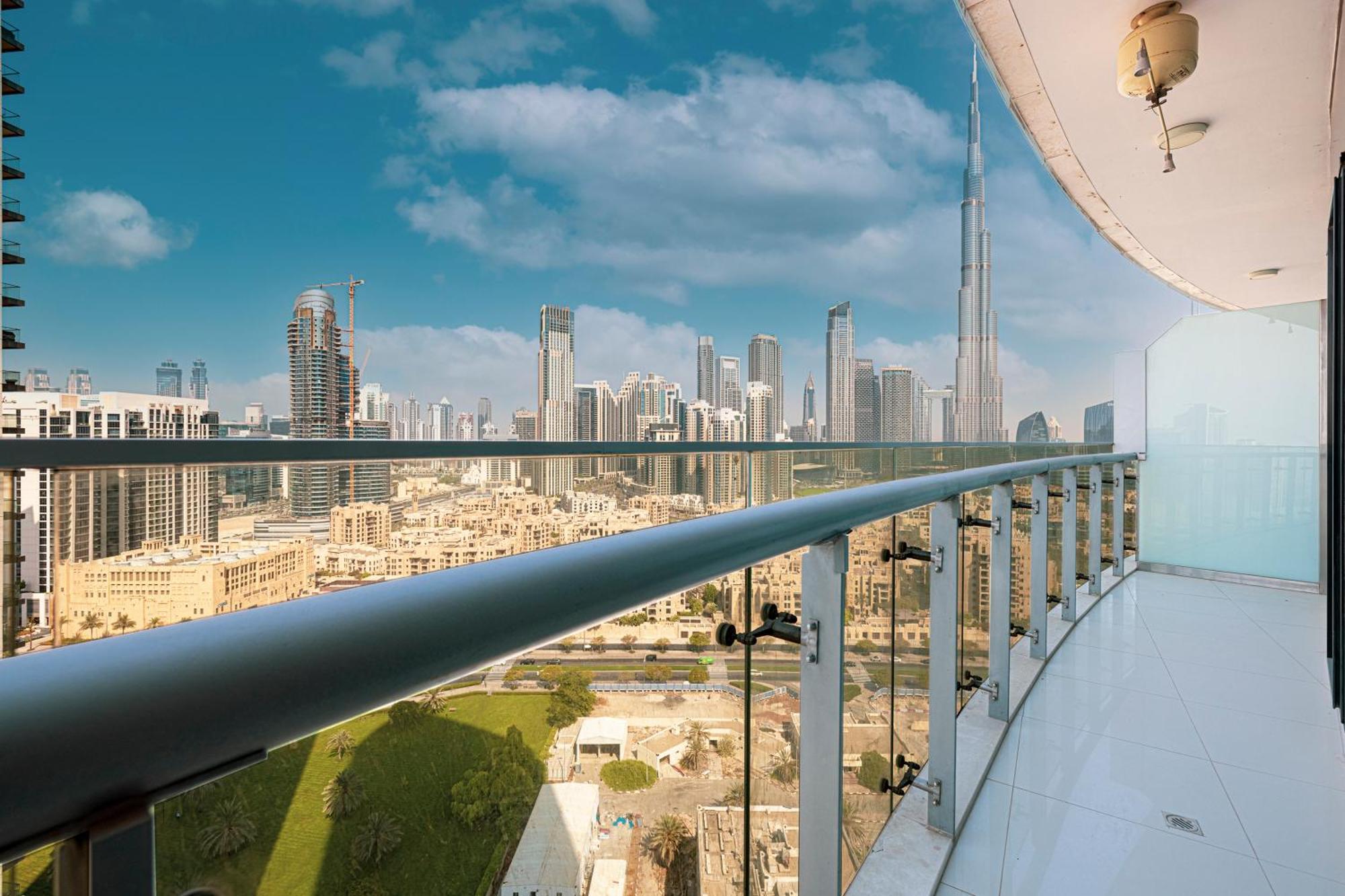 Magnificent - Damac Distinction Downtown Leilighet Dubai Eksteriør bilde