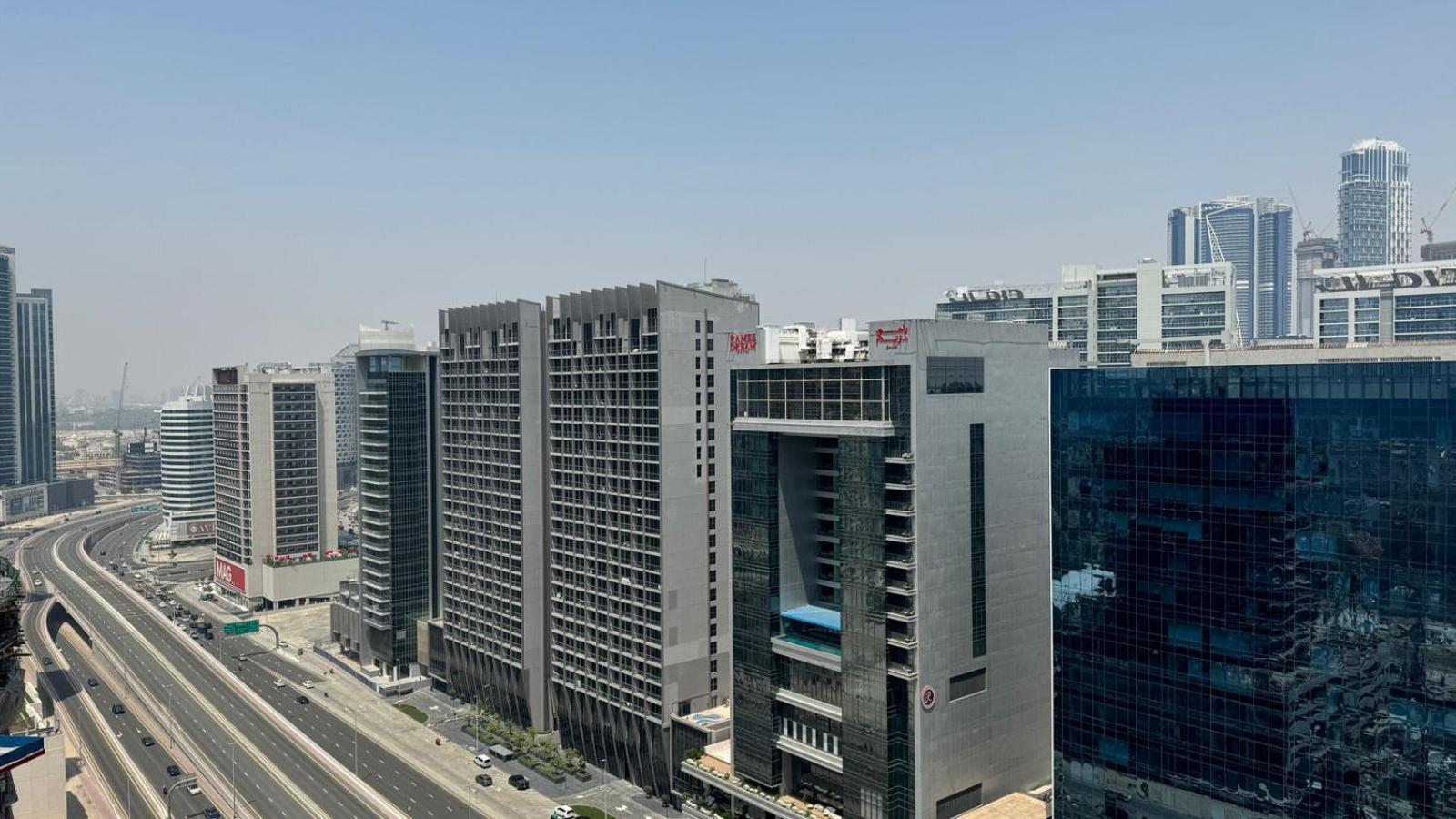 Magnificent - Damac Distinction Downtown Leilighet Dubai Eksteriør bilde